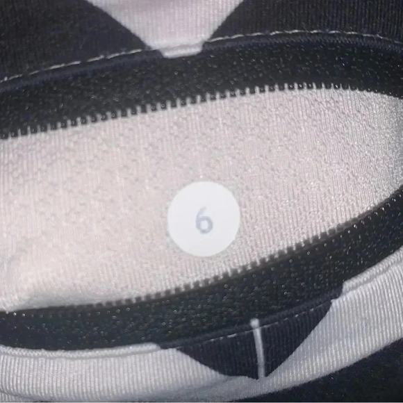 Lululemon Run For Your Life Crop Leggings - Picture 4 of 4